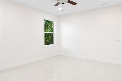 House in Orlando, Florida 3 bedrooms, 147.53 sq.m. № 1829672 - photo 24