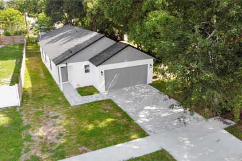 House in Orlando, Florida 3 bedrooms, 147.53 sq.m. № 1829672 - photo 12