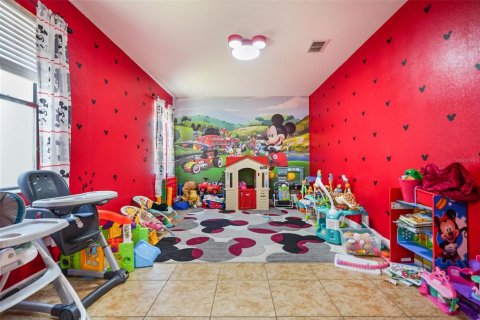 Casa en venta en Davenport, Florida, 6 dormitorios, 310.2 m2 № 2199789 - foto 26