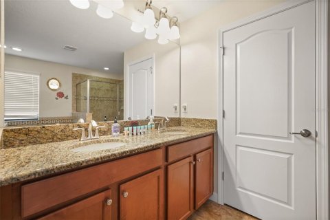 Casa en venta en Davenport, Florida, 6 dormitorios, 310.2 m2 № 2199789 - foto 12