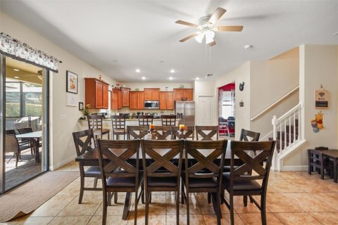 Casa en venta en Davenport, Florida, 6 dormitorios, 310.2 m2 № 2199789 - foto 6