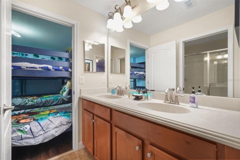 Casa en venta en Davenport, Florida, 6 dormitorios, 310.2 m2 № 2199789 - foto 20
