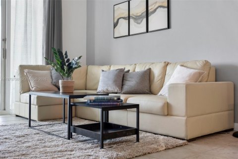 Condominio en venta en Sunny Isles Beach, Florida, 2 dormitorios, 116.59 m2 № 2031128 - foto 8