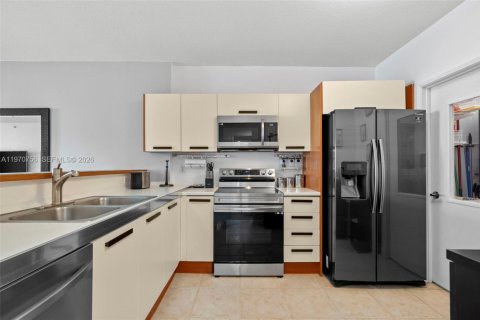 Condominio en venta en Sunny Isles Beach, Florida, 2 dormitorios, 116.59 m2 № 2031128 - foto 27