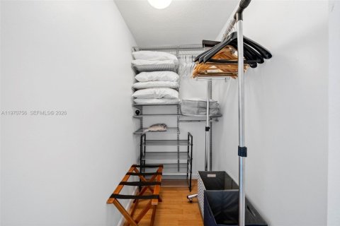 Condominio en venta en Sunny Isles Beach, Florida, 2 dormitorios, 116.59 m2 № 2031128 - foto 7