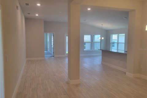 Casa en venta en Dade City, Florida, 3 dormitorios, 181.62 m2 № 1786260 - foto 8