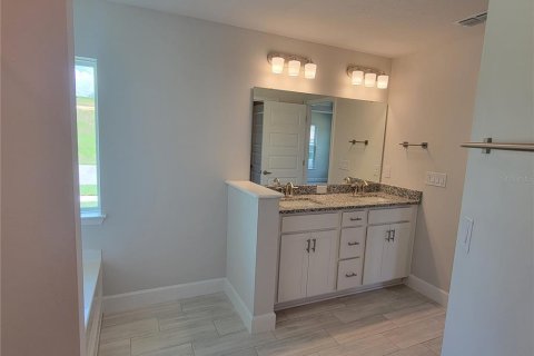 Casa en venta en Dade City, Florida, 3 dormitorios, 181.62 m2 № 1786260 - foto 23