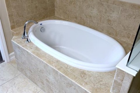 Adosado en venta en Tampa, Florida, 2 dormitorios, 160.16 m2 № 2347363 - foto 24