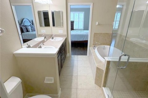 Adosado en venta en Tampa, Florida, 2 dormitorios, 160.16 m2 № 2347363 - foto 22