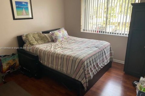 Condo in Weston, Florida, 2 bedrooms  № 1925580 - photo 20