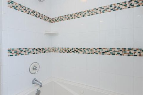 Villa ou maison à vendre à Tampa, Floride: 4 chambres, 166.67 m2 № 1677058 - photo 22