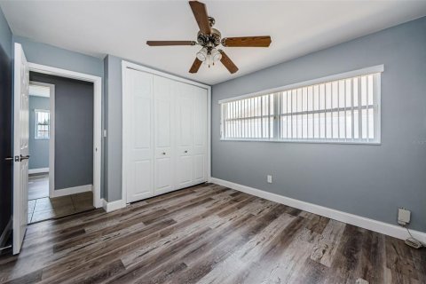 Villa ou maison à vendre à Tampa, Floride: 4 chambres, 166.67 m2 № 1677058 - photo 24