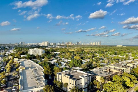 Condominio en venta en North Miami, Florida, 2 dormitorios, 109.62 m2 № 2033009 - foto 17