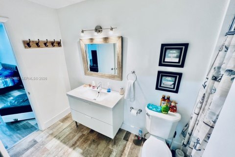 Condominio en venta en North Miami, Florida, 2 dormitorios, 109.62 m2 № 2033009 - foto 27