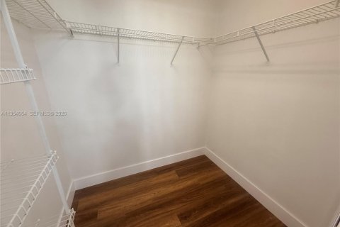 Copropriété à louer à Pembroke Pines, Floride: 2 chambres, 95.88 m2 № 2010051 - photo 12