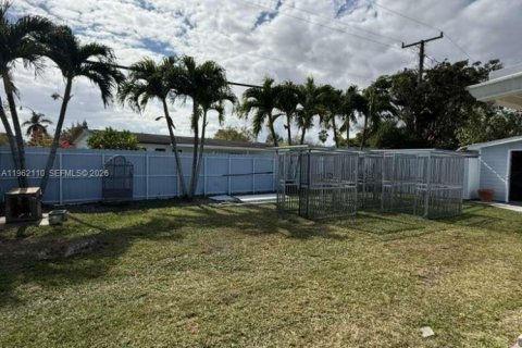 Снять в аренду виллу или дом в Катлер-Бей, Флорида 3 спальни, 146.41м2, № 2024819 - фото 26