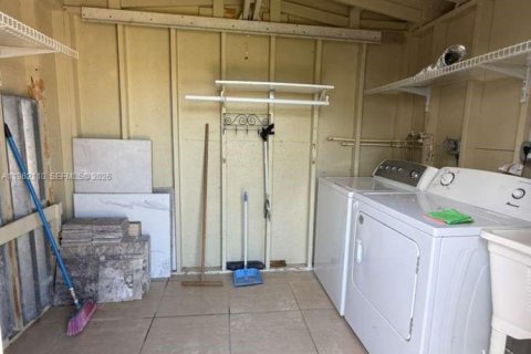 Снять в аренду виллу или дом в Катлер-Бей, Флорида 3 спальни, 146.41м2, № 2024819 - фото 5