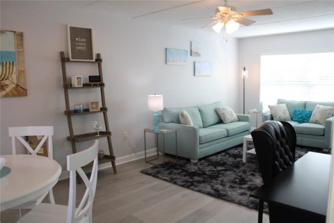 Condominio en venta en Largo, Florida, 2 dormitorios, 81.01 m2 № 1817331 - foto 16