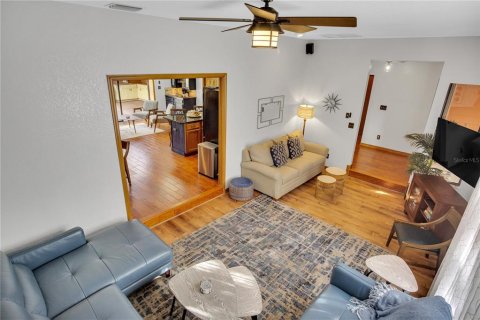 Casa en venta en Palm Harbor, Florida, 3 dormitorios, 167.78 m2 № 1910200 - foto 10