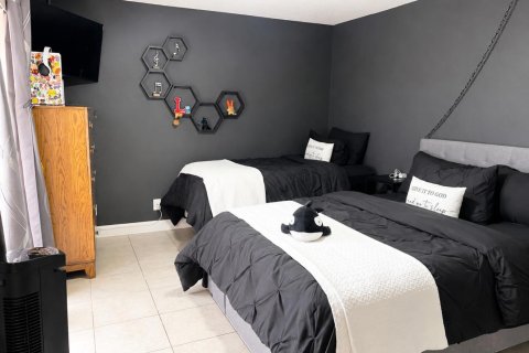 Adosado en venta en Palm Springs, Florida, 2 dormitorios, 117.06 m2 № 2085078 - foto 24