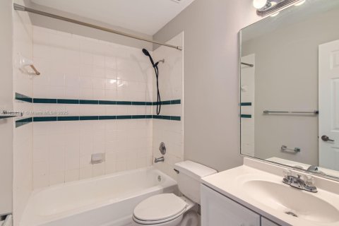 Casa en venta en Miramar, Florida, 4 dormitorios, 220.92 m2 № 1814024 - foto 21