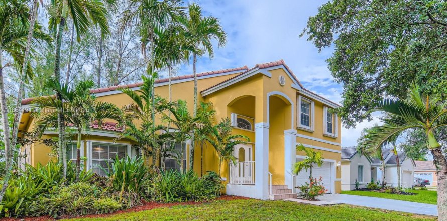 Casa en Miramar, Florida 4 dormitorios, 220.92 m2 № 1814024