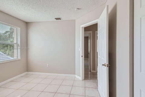 Casa en venta en Miramar, Florida, 4 dormitorios, 220.92 m2 № 1814024 - foto 23
