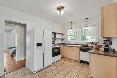 House in Saint Petersburg, Florida 3 bedrooms, 226.03 sq.m. № 2238195 - photo 26