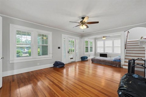 House in Saint Petersburg, Florida 3 bedrooms, 226.03 sq.m. № 2238195 - photo 14