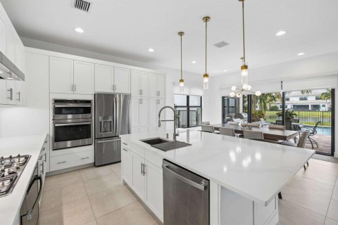Villa ou maison à vendre à Boca Raton, Floride: 3 chambres, 251.21 m2 № 2414332 - photo 11