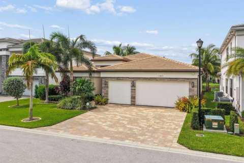 Villa ou maison à vendre à Boca Raton, Floride: 3 chambres, 251.21 m2 № 2414332 - photo 3