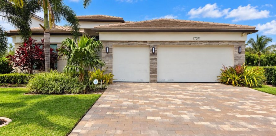 Villa ou maison à Boca Raton, Floride 3 chambres, 251.21 m2 № 2414332