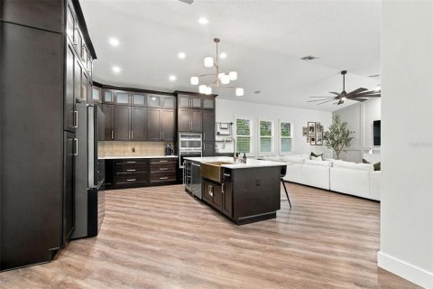 Villa ou maison à vendre à Odessa, Floride: 4 chambres, 277.78 m2 № 2419534 - photo 12