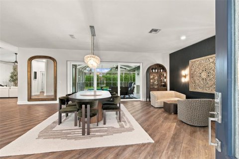 Villa ou maison à vendre à Odessa, Floride: 4 chambres, 277.78 m2 № 2419534 - photo 6