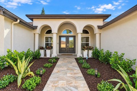 Villa ou maison à vendre à Odessa, Floride: 4 chambres, 277.78 m2 № 2419534 - photo 4