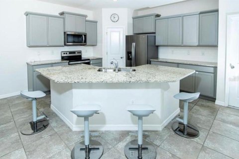 Casa en alquiler en Wesley Chapel, Florida, 3 dormitorios, 147.44 m2 № 2147450 - foto 3