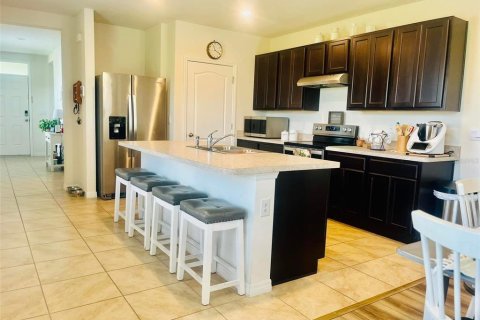 House in Winter Haven, Florida 3 bedrooms, 140.84 sq.m. № 1719657 - photo 13