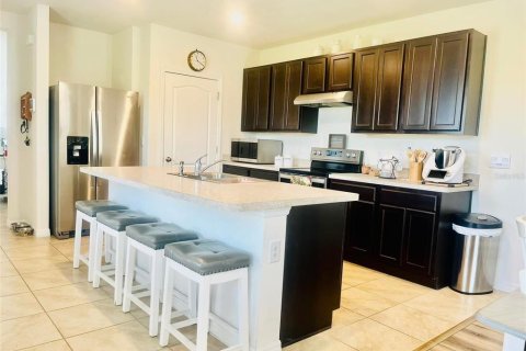 House in Winter Haven, Florida 3 bedrooms, 140.84 sq.m. № 1719657 - photo 17
