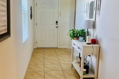House in Winter Haven, Florida 3 bedrooms, 140.84 sq.m. № 1719657 - photo 11