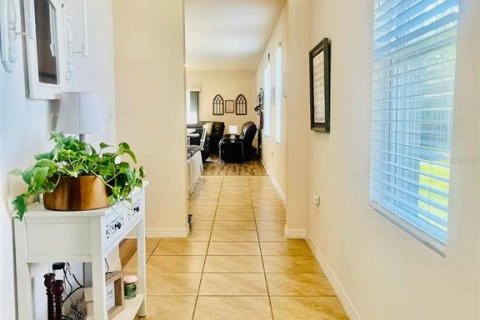 House in Winter Haven, Florida 3 bedrooms, 140.84 sq.m. № 1719657 - photo 10
