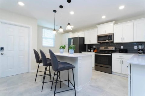 Condo in Kissimmee, Florida, 2 bedrooms in STOREY LAKE  № 1870576 - photo 28