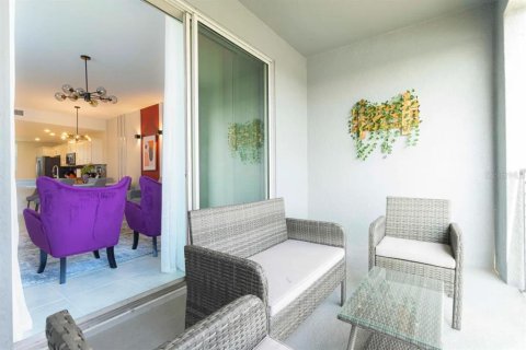 Condo in Kissimmee, Florida, 2 bedrooms in STOREY LAKE  № 1870576 - photo 16