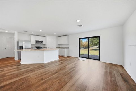 Villa ou maison à vendre à Port Charlotte, Floride: 3 chambres, 134.8 m2 № 2411567 - photo 4