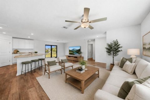 Villa ou maison à vendre à Port Charlotte, Floride: 3 chambres, 134.8 m2 № 2411567 - photo 3