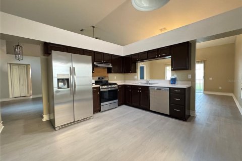 Villa ou maison à louer à Wesley Chapel, Floride: 3 chambres, 151.62 m2 № 2387744 - photo 15