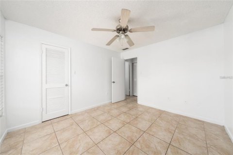 Copropriété à louer à Kissimmee, Floride: 2 chambres, 84.54 m2 № 2386522 - photo 12