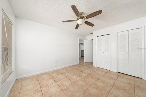 Copropriété à louer à Kissimmee, Floride: 2 chambres, 84.54 m2 № 2386522 - photo 9
