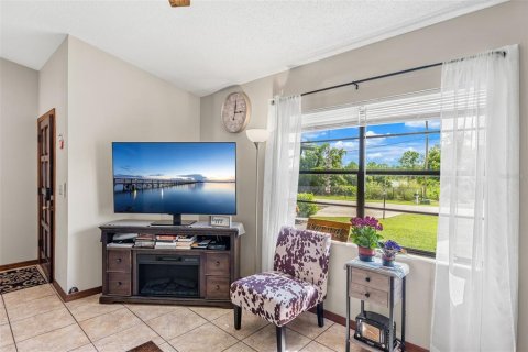 Casa en venta en Deltona, Florida, 2 dormitorios, 116.5 m2 № 2386389 - foto 5