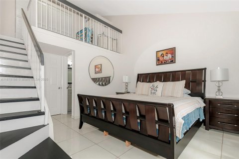 Купить кондоминиум в Майами, Флорида 3 спальни, 88.81м2, № 1923244 - фото 16