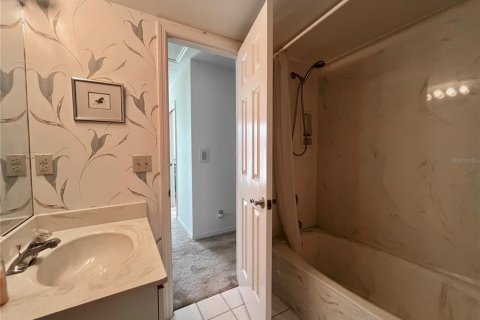 Купить таунхаус в Хатчинсон-Айленд-Саут, Флорида 6 комнат, 165.37м2, № 2101375 - фото 13